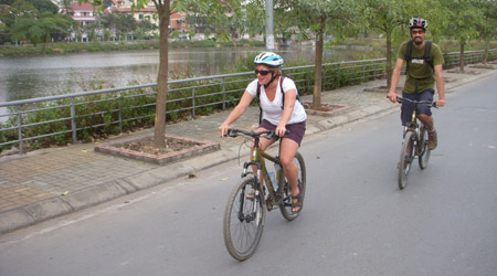 Hanoi Biking Tour, Vietnam