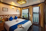Double cabin balcony on Gray Line Halong Cruise