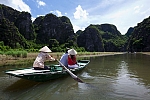 Excursion in Tam Coc, Bich Dong